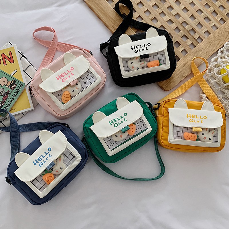 New ins cute and fresh forest-themed flower small bag, Japanese retro girlish student crossbody bag full figure