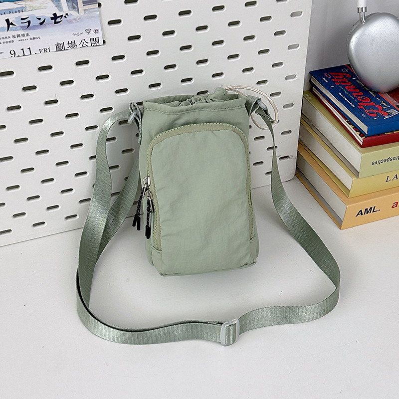 New thermos cup cover, crossbody single-shoulder water bottle bag, mobile phone bag, waterproof ice box bag, portable bag for running, sports and outdoor activities Specification drawing