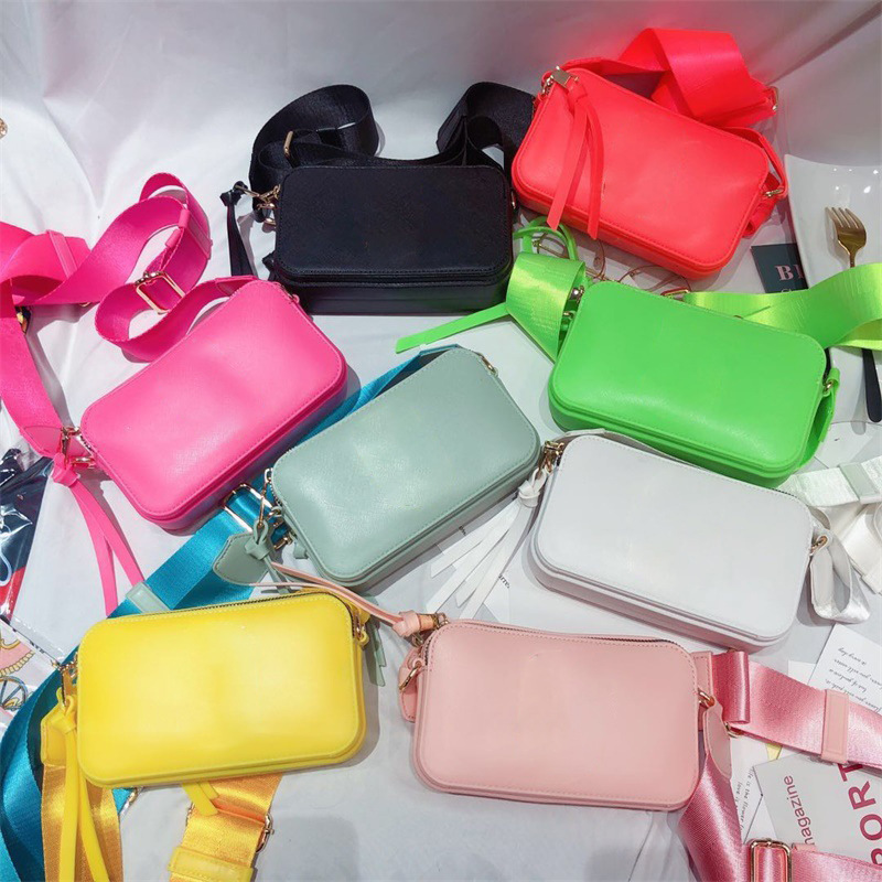2025 New trendy autumn jelly bag, camera bag, fashionable wide shoulder strap, single-shoulder crossbody bag, Marc bag, macaron color full figure