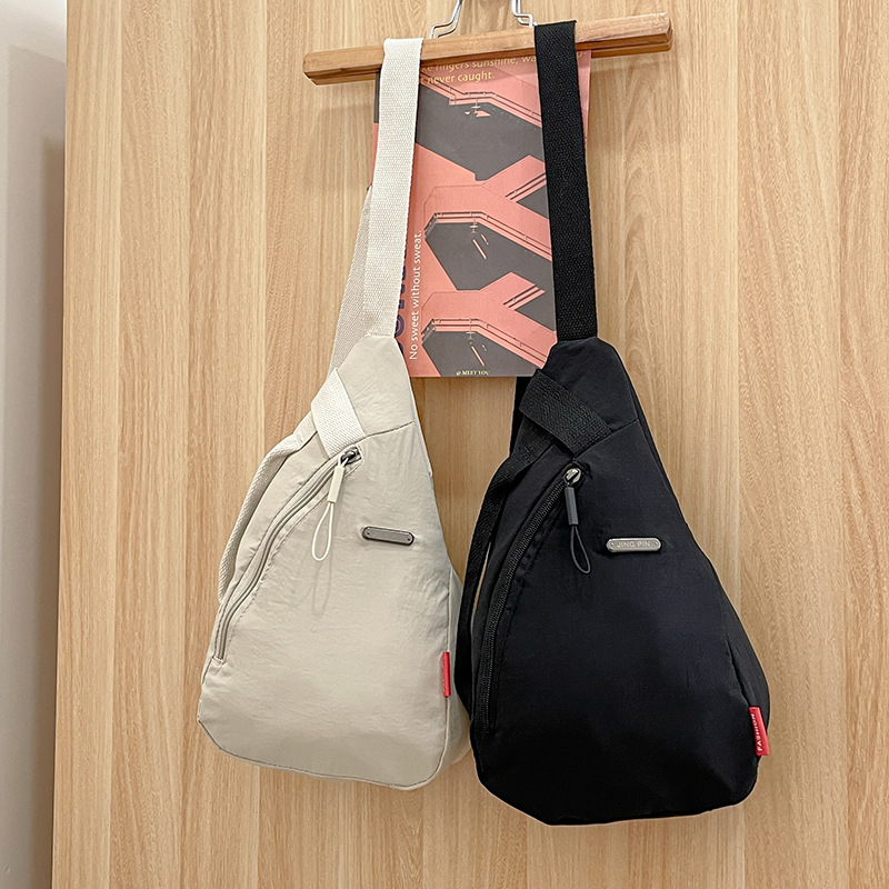 Korean version cross-border men's chest bag, women's single-shoulder crossbody bag, foldable casual sports outdoor single-shoulder bag, crossbody small bag full figure