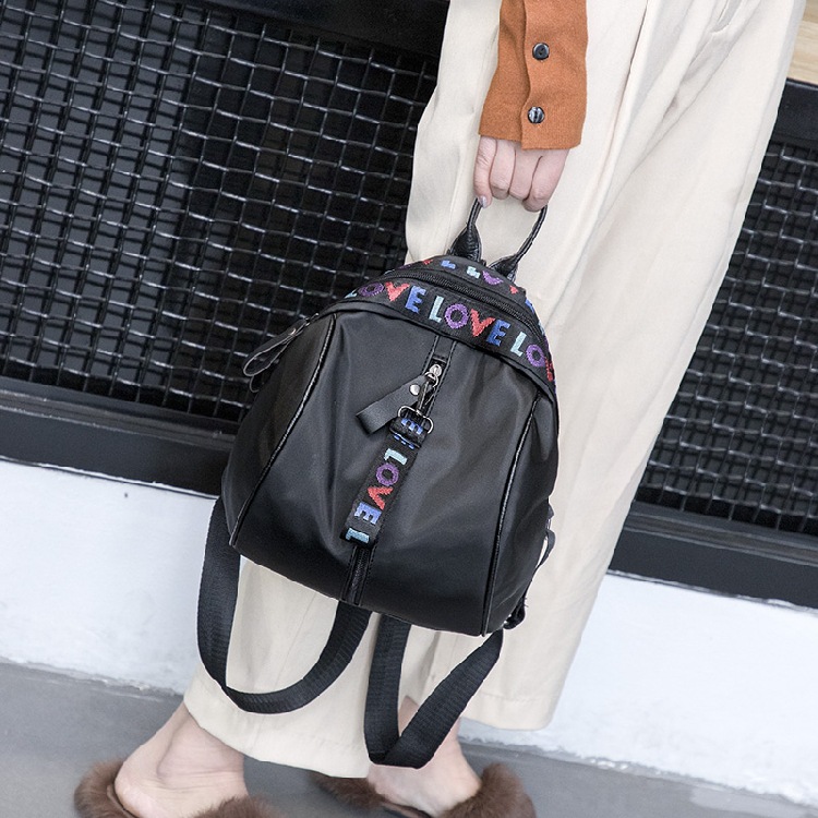 Trendy new 2021 Autumn collection: European and American fashion Oxford fabric women's double-shoulder student bag, personalized and fashionable Application Scenario