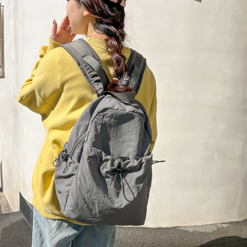 2025 Korean version New large-capacity nylon fabric backpack, lightweight and casual commuting backpack, Haraju-style student schoolbag details Picture