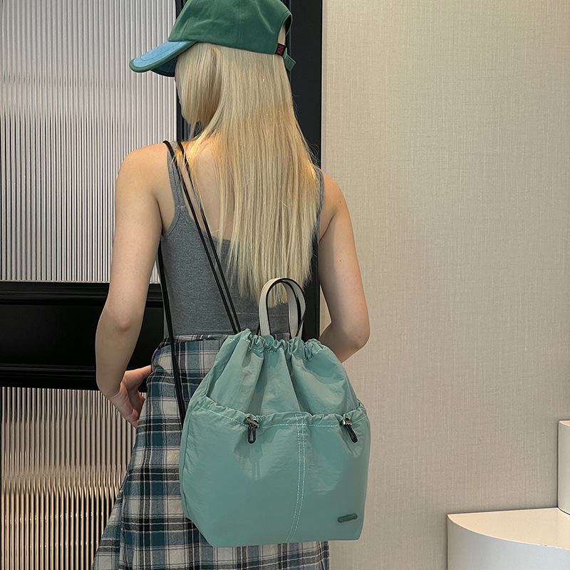 Colorful Fox Japanese and Korean Instagram drawstring backpack: Simple solid color, lightweight and large-capacity commuting backpack full figure