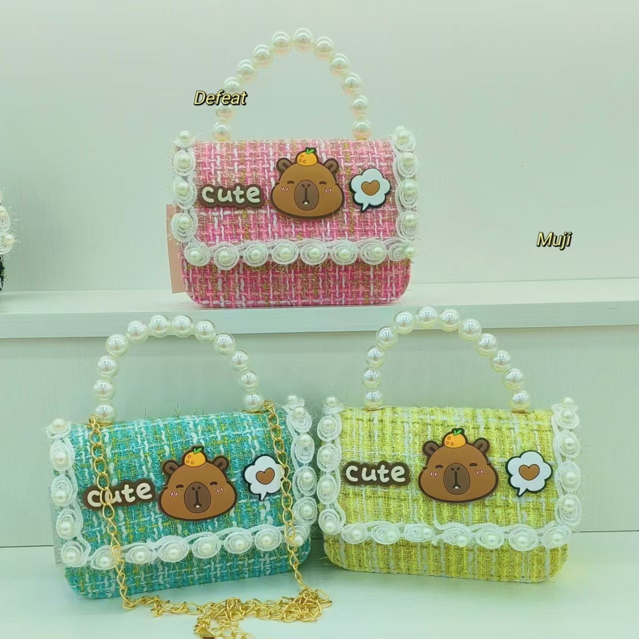 Kapibala pearl handbag, princess bag, crossbody accessory, children's bag, girls' lucky money bag, chain small square bag Application Scenario