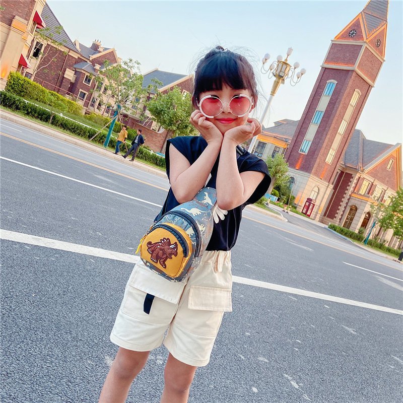 Children's bags, backpacks, dinosaurs, boys and girls, cute princesses, little babies, girls, fashionable chest bags, crossbody bags, 2020 new styles details Picture