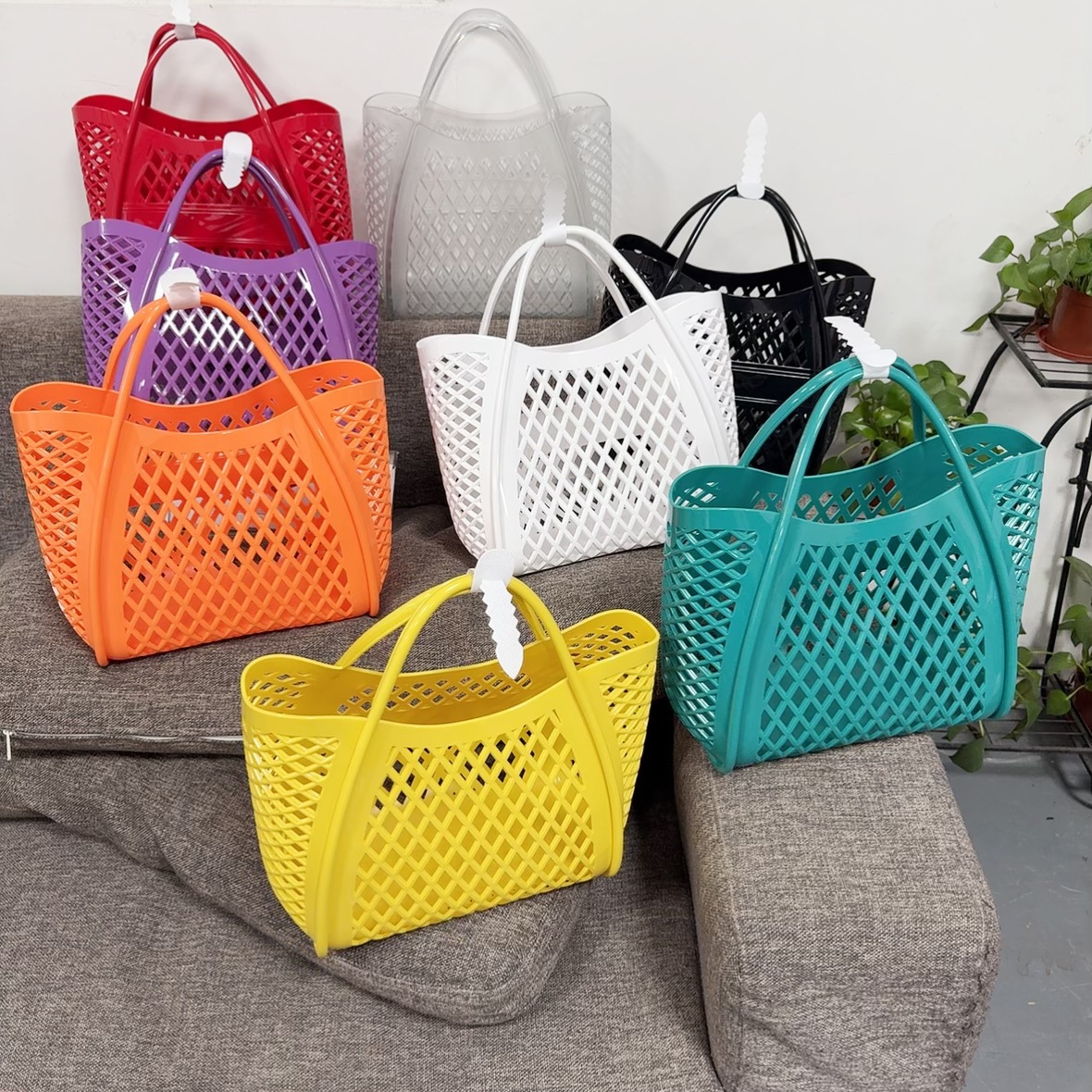 Jelly bag, handbag, silicone hollowed-out vegetable basket bag, picnic bag, shopping basket, PVC beach bag, washbasin basket, bath full figure