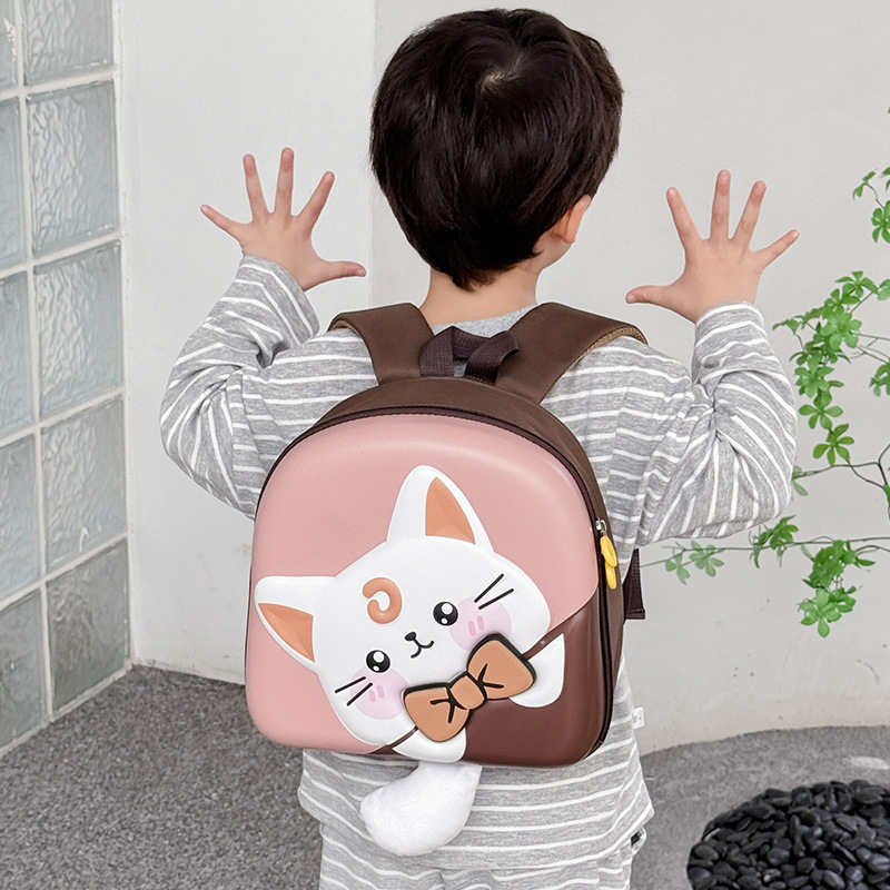 New eggshell children's backpacks featuring cute cartoon boys' and girls' backpacks with big tails, cute cat babies and small schoolbags details Picture