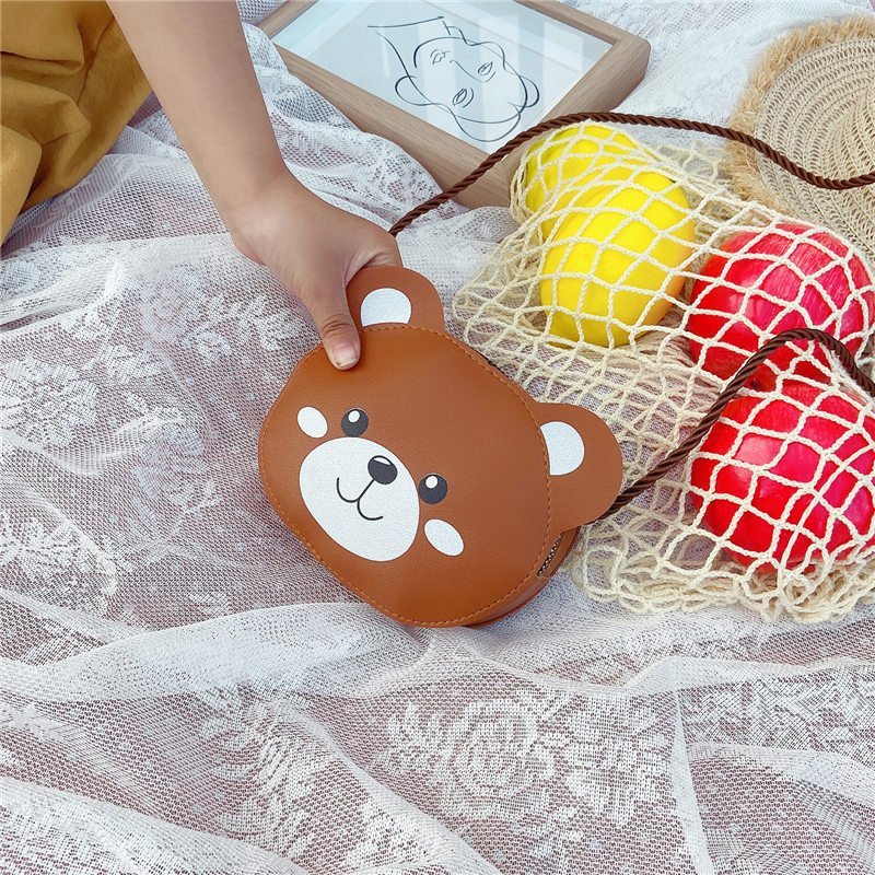 Cute new cartoon children's bags, small bags, single-shoulder bags, Korean-style casual crossbody bags for girls, and Korean coin purges Application Scenario