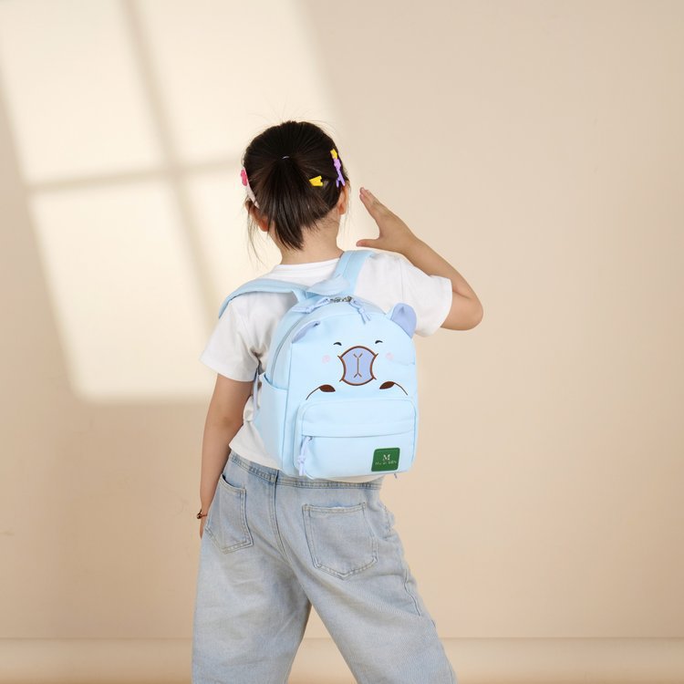 Cute color-blocking children's schoolbags, boys' double-shoulder bags for kindergartens, little girls' cartoonish lightweight backpacks for going out and swimming capybaras Specification drawing