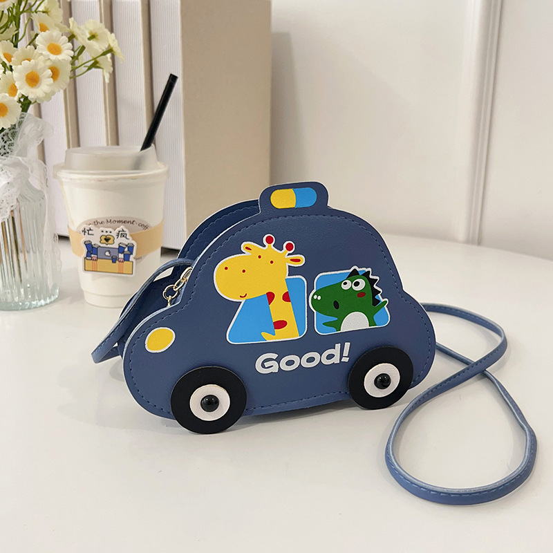 Summer Fashion for Baby Girls 2025 New Style Little Girl Princess Crossbody Bag Application Scenario