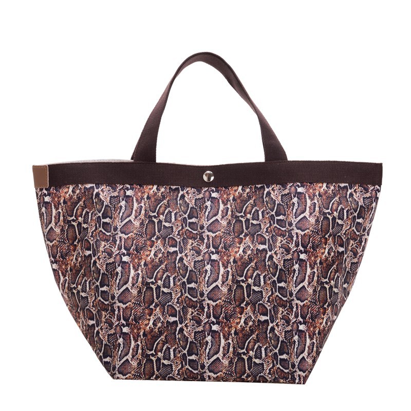 This year, snake-patterned bags are in vogue. The 2025 new trendy tote bag is a high-end, high-quality single-shoulder handbag for women on Instagram Item Picture