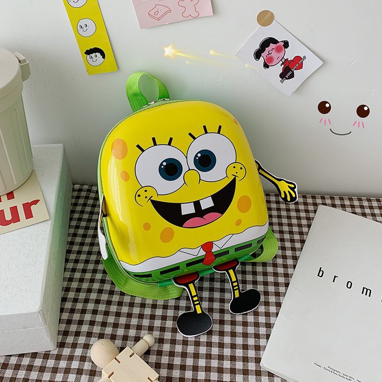 One-piece delivery of cute hard-shell schoolbags for boys and girls in the middle and small classes of kindergartens, featuring cartoon and anime eggshells Application Scenario