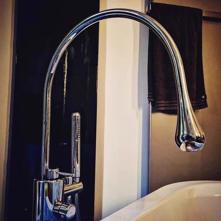 Cross-border foreign brand water drop hot and cold all-copper floor-standing bathtub faucet, bathroom tub edge shower head set Specification drawing