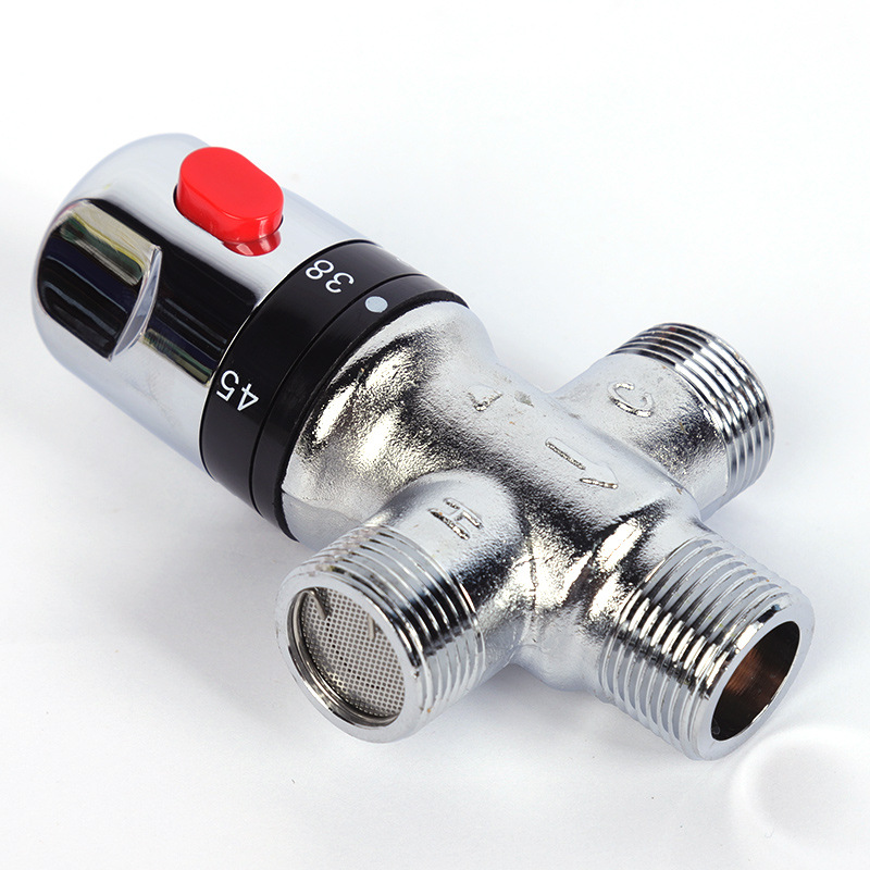 All-copper 4-inch, 6-inch, 1-inch pipe temperature control valve, hot and cold mixed water valve, solar exposed pipe thermostatic valve for water heaters Application Scenario