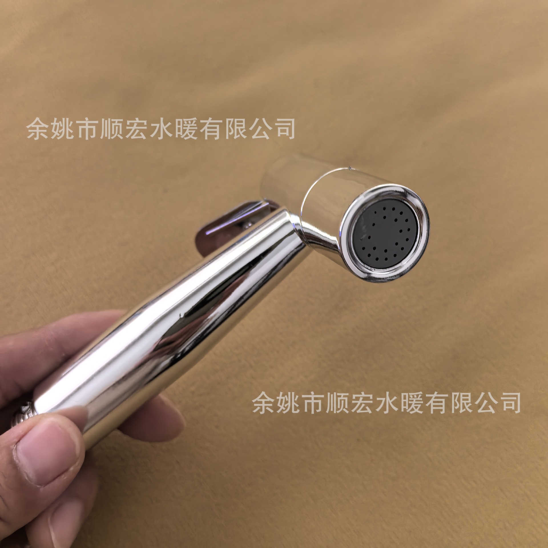 Toilet flush spray gun, faucet, feminine wash nozzle, toilet and bathroom flush gun companion, high-pressure booster, household details Picture