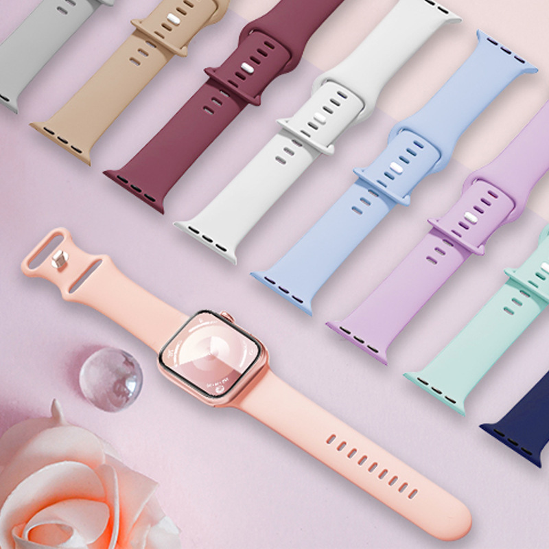 Suitable for Apple wristbands with 8-shaped clasp, butterfly clasp, single-color silicone Apple watch 5/6/7/9 silicone watch strap Application Scenario
