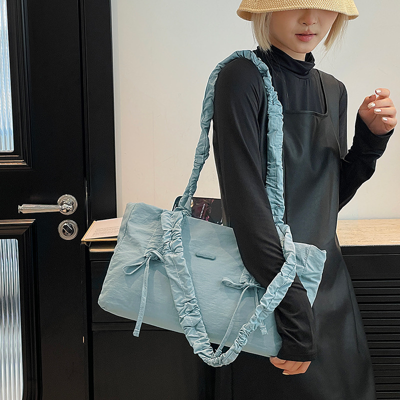 Colorful Fox Han So Hee's sweet and fresh pleated bow single-shoulder women's bag with large capacity drawstring details Picture