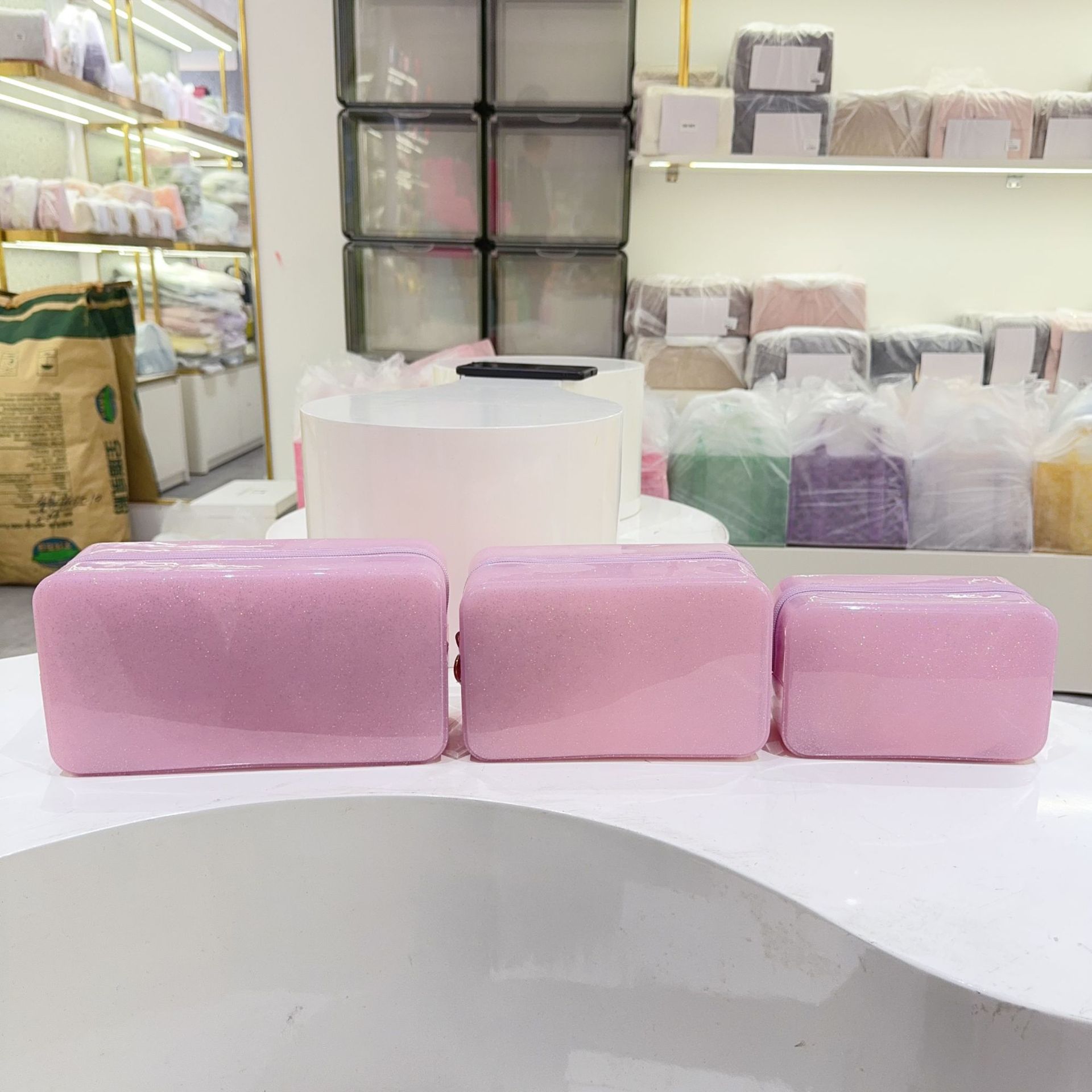 Korean-style makeup bag, hand-held small square bag, fashionable travel and outings, toiletry bag, waterproof storage bag, transparent bag Specification drawing