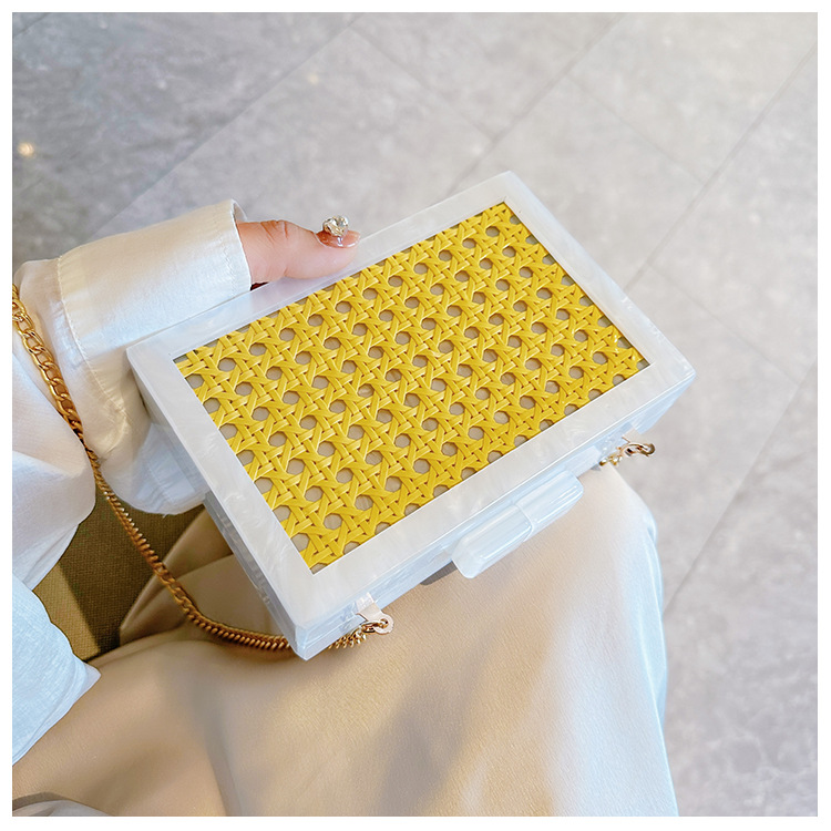 New fashionable green wicker acrylic bag for cross-border foreign trade women, evening bag, single-shoulder crossbody banquet clutch Application Scenario