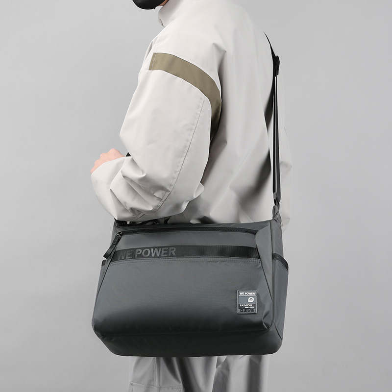WEPOWER's new casual, lightweight, versatile, trendy outdoor waterproof and wear-resistant men's business travel single-shoulder crossbody bag Specification drawing