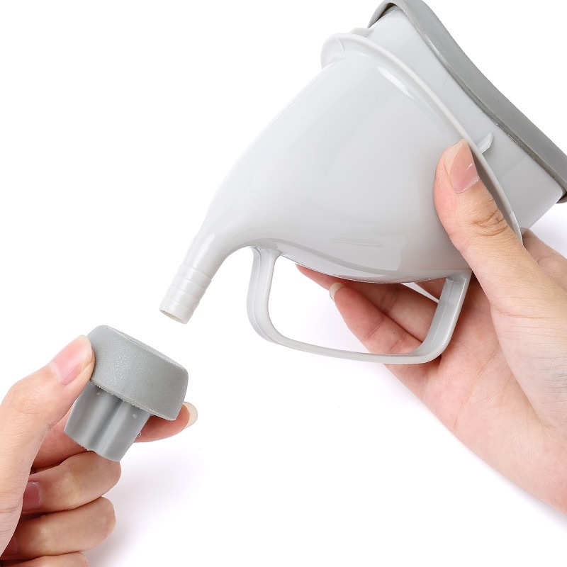 Car urinals, traffic jam relief tools, portable in-car emergency urinals for men and women, and urine collection devices for the elderly and children in cars details Picture