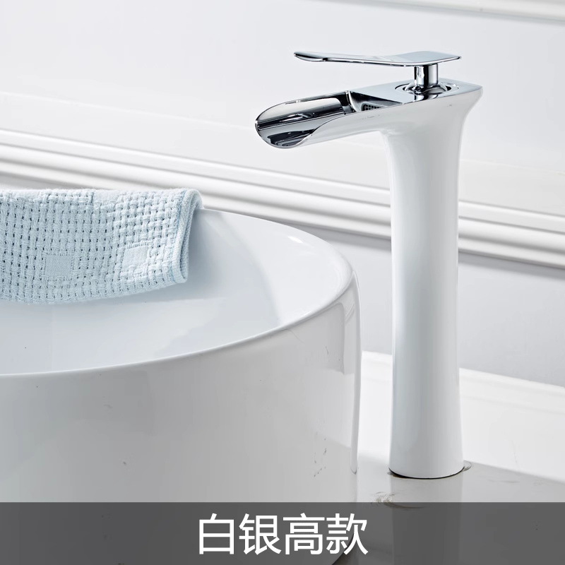 All-copper white and gold antique waterfall basin, cold and hot water faucet, retro bathroom basin, sitting single-hole mixed water Specification drawing