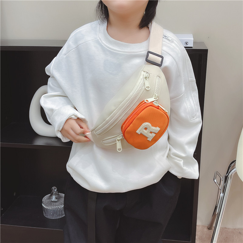 Korean-style fashionable, sporty and cool children's chest bag, fresh and stylish letter waist bag, lightweight crossbody bag for going out details Picture