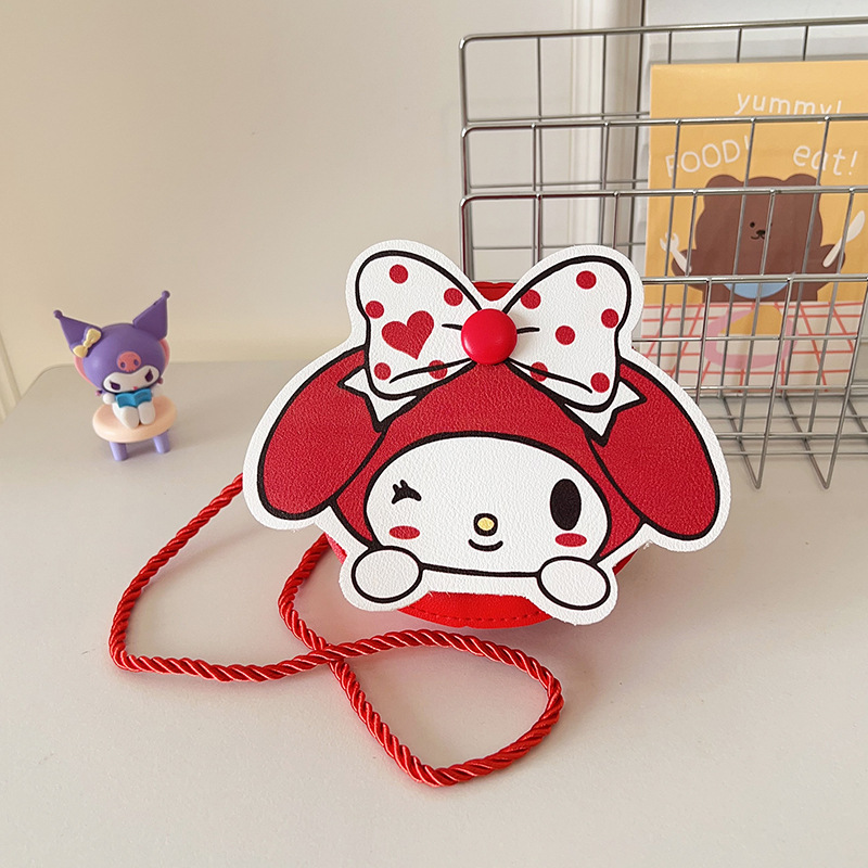Sanrio 2025 New cartoon chest bag, fashionable and cute children's bag, casual crossbody bag for boys and girls, children's back full figure
