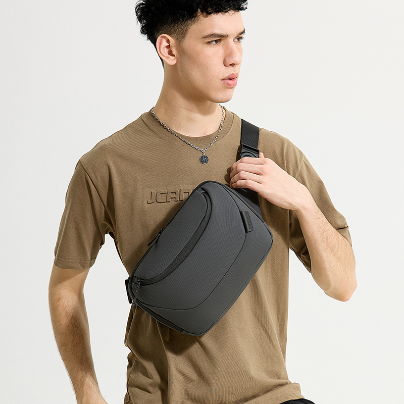 WEPOWER's new water-resistant large-capacity chest bag, daily commute casual crossbody single-shoulder bag, men's waist bag details Picture