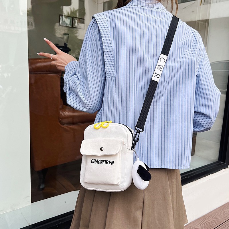 ins canvas small bag for women 2024 New Korean style versatile crossbody bag, fashionable and simple student shoulder bag wholesale details Picture