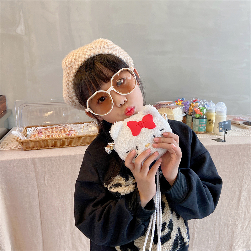 New fashionable and trendy cartoon cat plush small bag, children's crossbody bag, girls' coin purse, cute single-shoulder bag details Picture