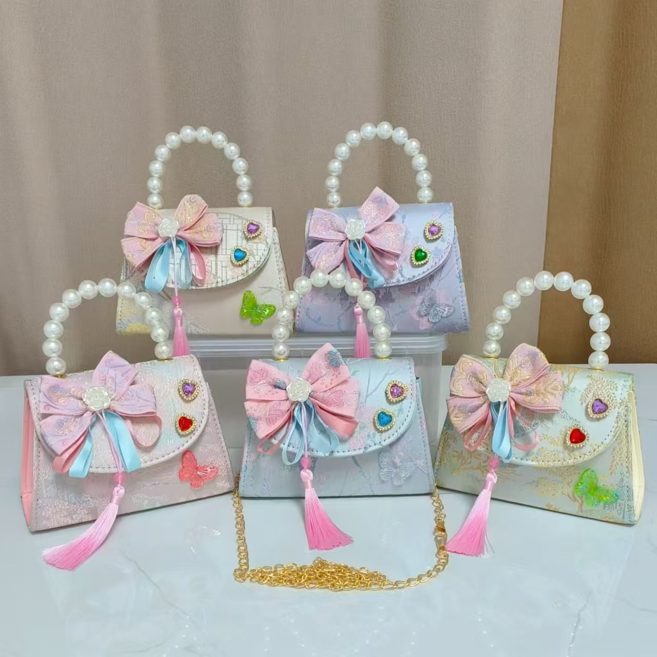 Children's bag, high-end and exquisite ancient-style, little girl coin purse, little princess pearl handbag, bag storage wallet full figure