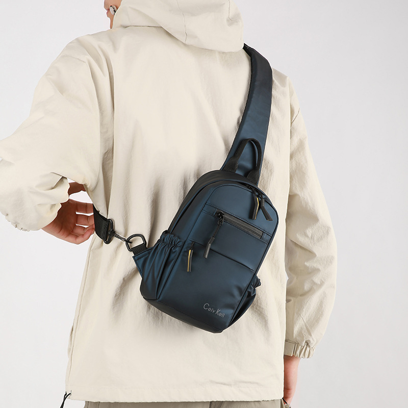 New fashionable single-shoulder bag, simple crossbody bag, men's high-end casual trendy bag, men's versatile high-end bag Specification drawing