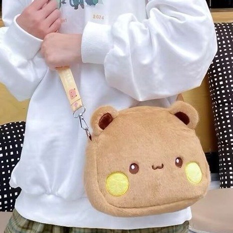 Fashionable cloth crossbody small bag, plush backpack, cute head small bag, single-shoulder bag, mobile phone bag, girl's gift Application Scenario