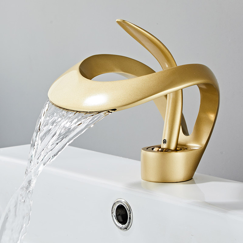 German-style art giant python light luxury bathroom cabinet, basin, faucet, brass washbasin, washbasin, bathroom cabinet faucet Application Scenario