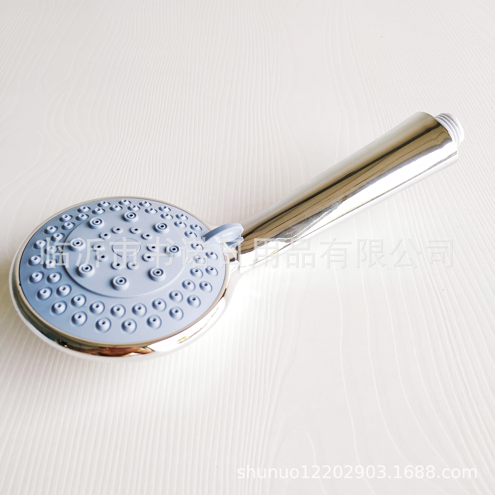 1.4-meter stainless steel shower hose, water heater, shower head set, 5-yuan store supply, shower head Application Scenario