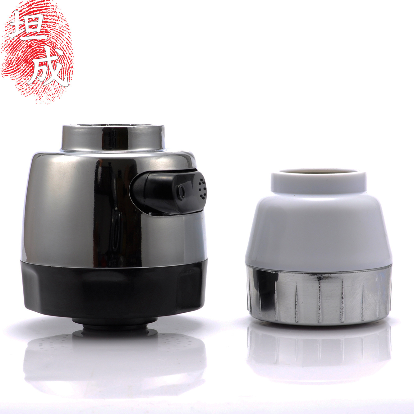 Kitchen faucet splash-proof head, universal pipe, shaped extension faucet accessories with switch, water-saving device, 2-speed bubble generator Application Scenario