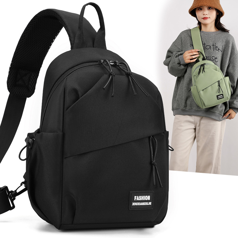 Men's crossbody bag, simple small backpack, casual crossbody bag, men's chest bag, large-capacity student crossbody bag full figure
