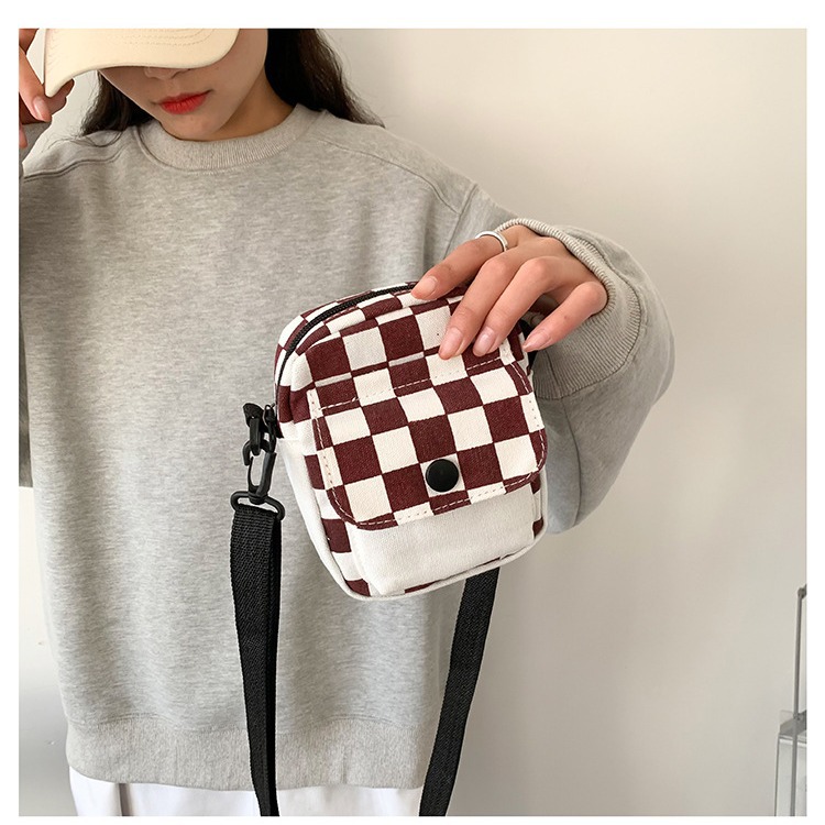 Trendy checkered single-shoulder bag 2024 new casual and versatile canvas small bag, Harajuku girl's soft-hearted crossbody bag Specification drawing