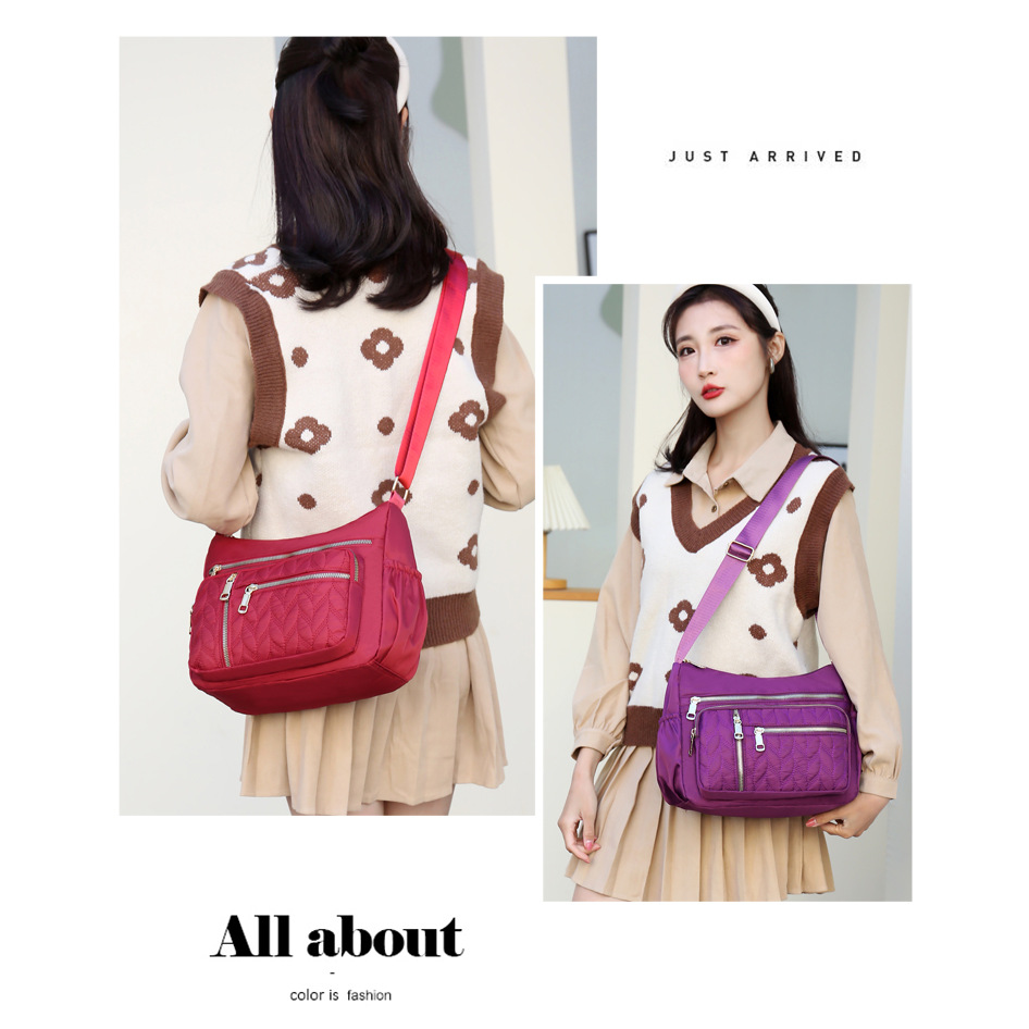 New fashionable single-shoulder bag, women's embroidered and woven multi-layer large-capacity crossbody bag, lightweight mommy bag for middle-aged women Application Scenario