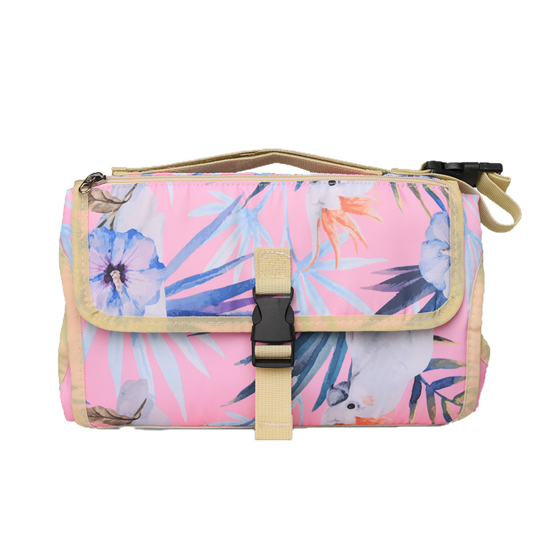 Baby portable diaper packs, diaper pads, portable changing diapers for mothers going out, 30% off storage bags, cross-border shipping Item Picture