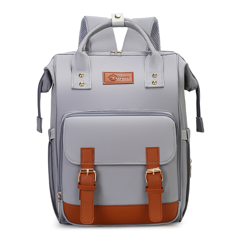 Mummy Bag is a lightweight, multi-functional, large-capacity backpack for mothers and babies to go out. It is a dry and wet separation travel backpack for mothers Application Scenario