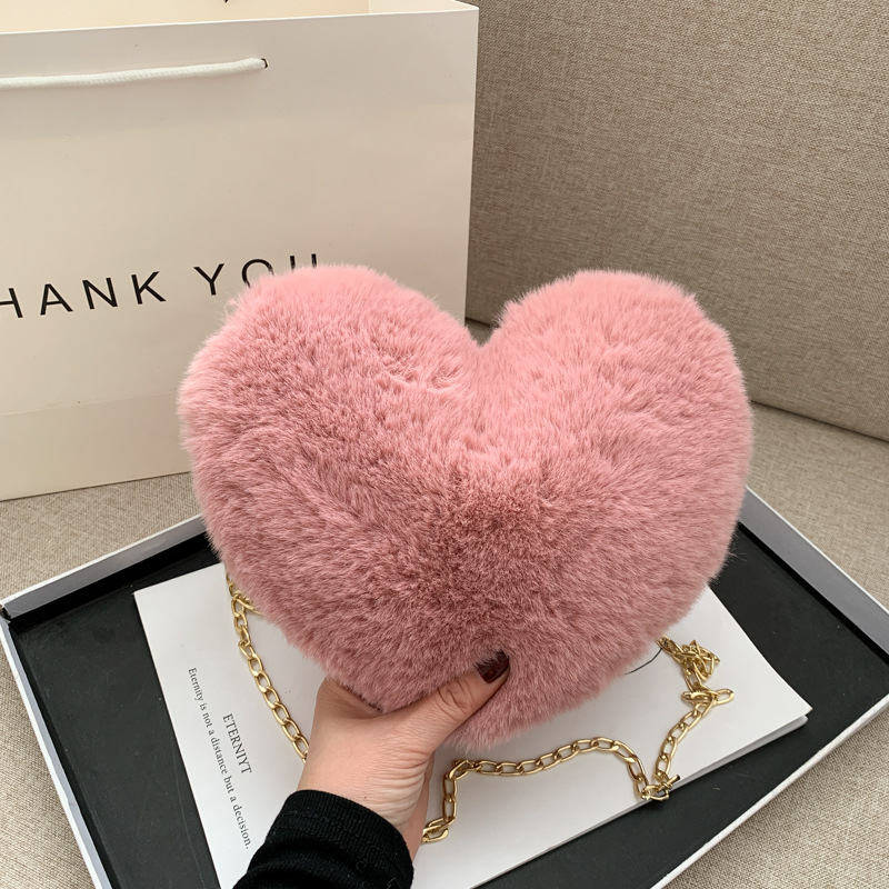Mini bag for Women 2019 New Style Korean version Cute fluffy heart small crossbody bag Fairy chain single-shoulder crossbody bag details Picture