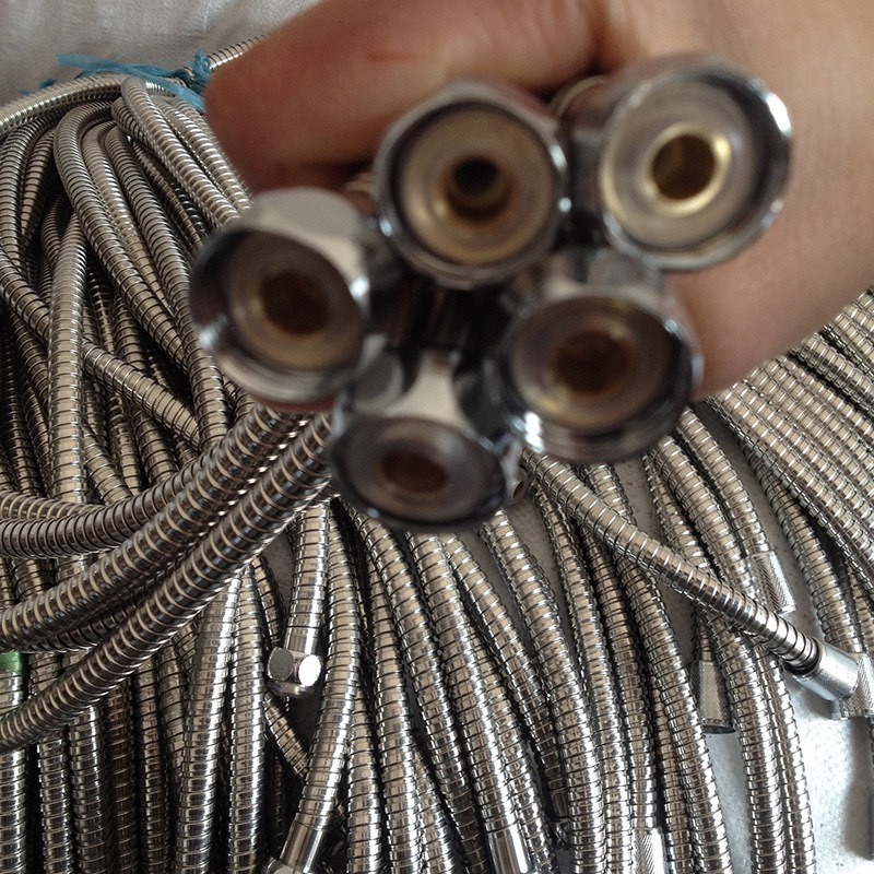 Wholesale of 304 stainless steel explosion-proof universal water heater hoses and bathroom faucets from the manufacturer Specification drawing