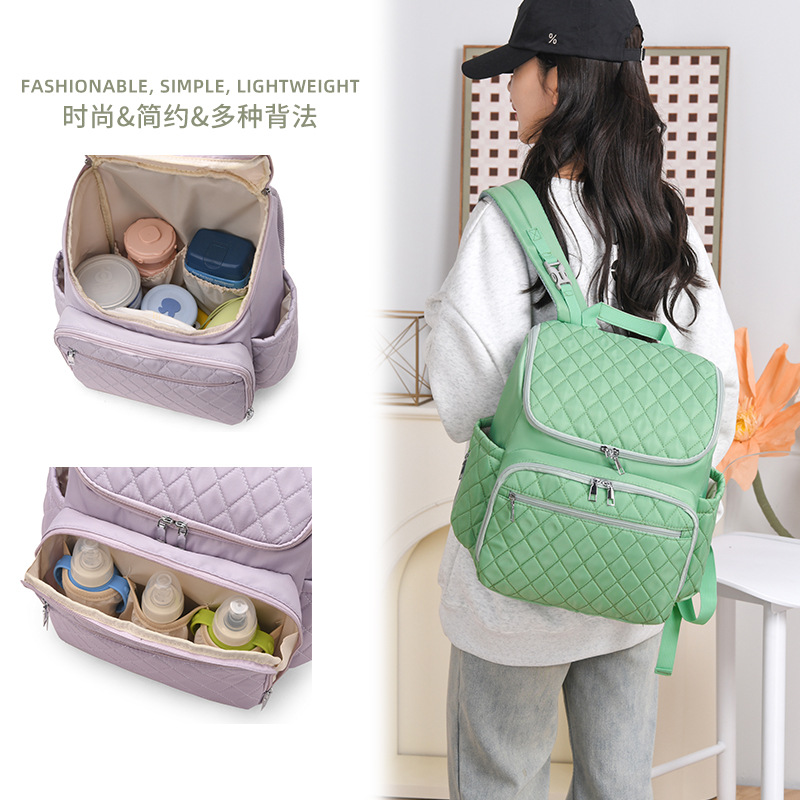 New multi-functional milk storage and heat preservation mom and baby bag for going out, large-capacity storage, lightweight dry and wet separation mom bag Application Scenario