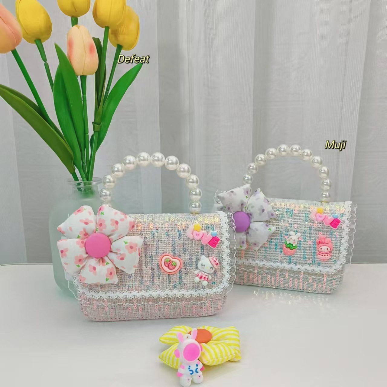 Flower pearl handbag, princess bag, sequined shoulder bag, little girl crossbody bag, small square bag, loose change accessory bag Specification drawing
