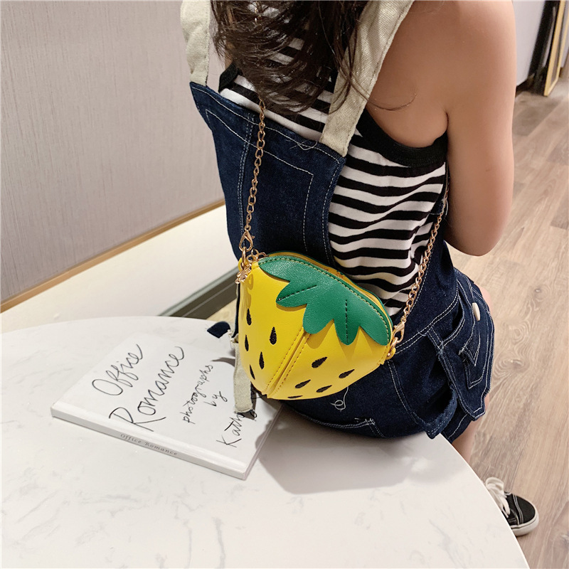 Children's bags, strawberry chain crossbody bags, cute babies, little girls, coin purges, mini accessories, fruit backpacks, trend Specification drawing