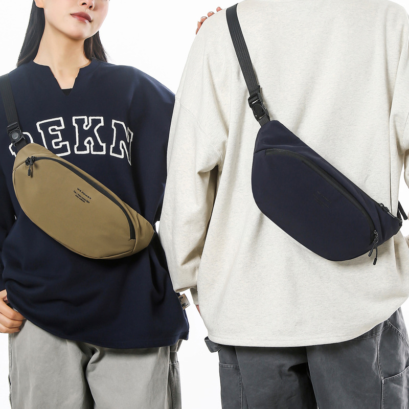 WEPOWER's new cross-border trendy crossbody bag is portable and easy to carry for commuting. It can be used to carry dumplings or travel Specification drawing