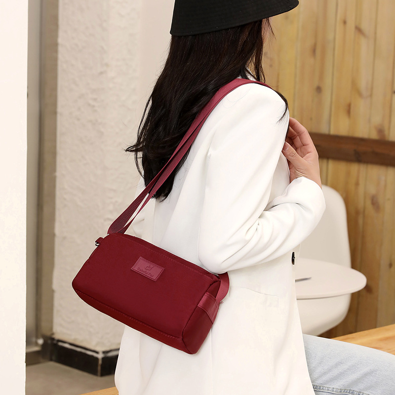 Cross-border nylon women's bag 2025 New style fashionable single-shoulder bag for women, casual and lightweight crossbody bag, water-resistant nylon bag Specification drawing