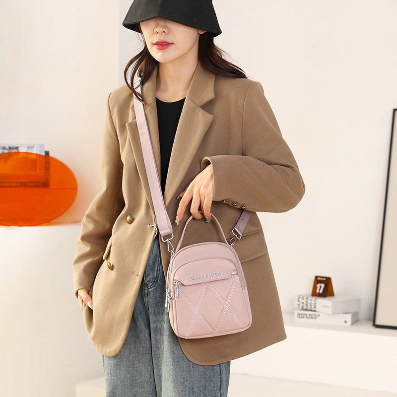 Colorful Fox Korean version multi-layered single-shoulder bag, women's outdoor casual embroidered crossbody bag, key and loose change handbag Specification drawing